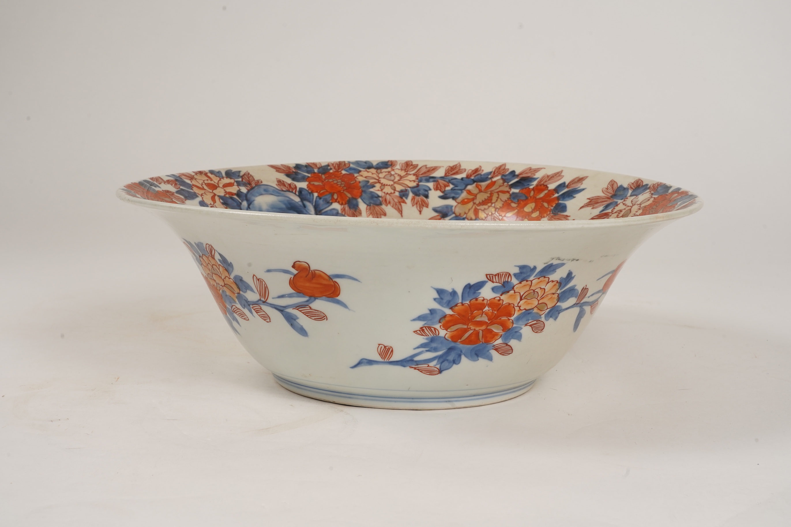 A Japanese Imari ewer and basin, late 19th century